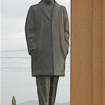 La statua di Aznavour a Gyumri in Armenia