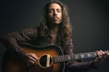 Manuel Bellone - a case of an endless blue