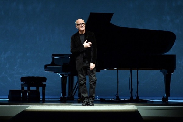 Einaudi-CARD-800x532-601x400