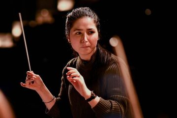 Negin Khpalwak prima direttrice d orchestra dell Afghanistan