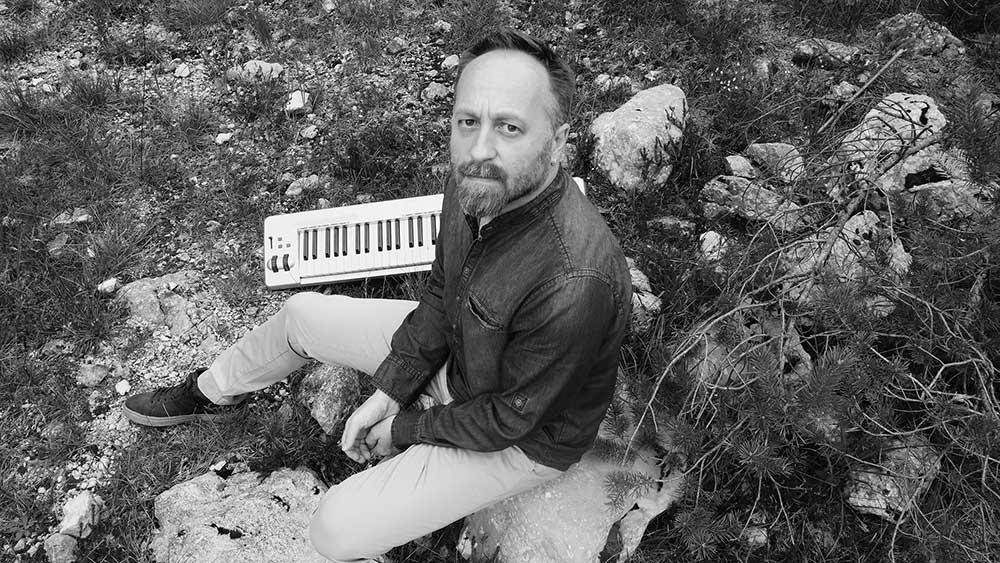 Michele-Pastrello---blossom-_