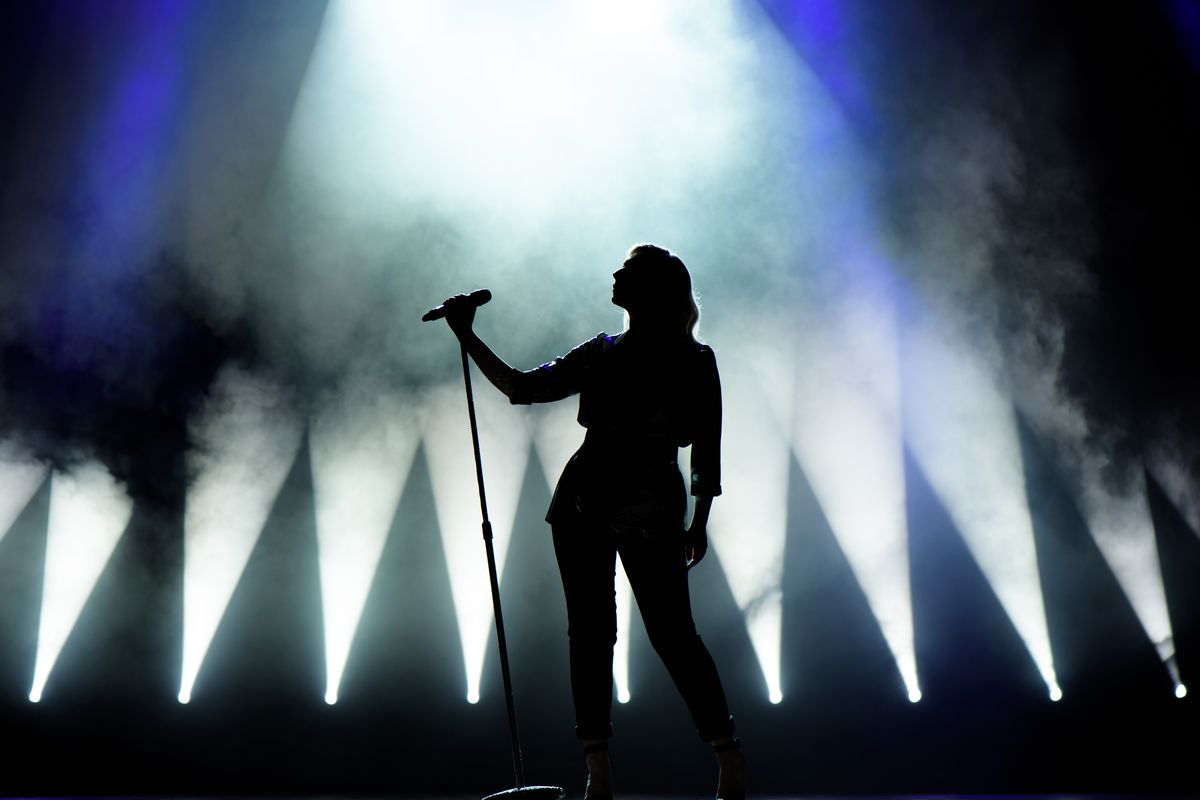 chi-e-noor,-la-tiktoker-finalista-di-sanremo-giovani-2022