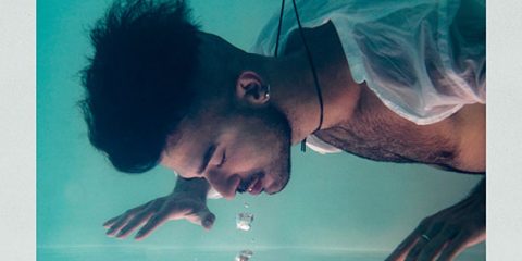 cover-Living-in-between-daniele