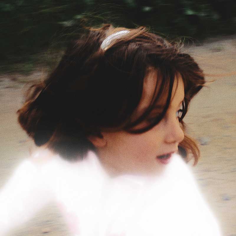 Luce-bambina-il-nuovo-singolo-di-Najma