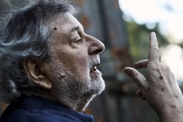 Francesco Guccini (Ansa)